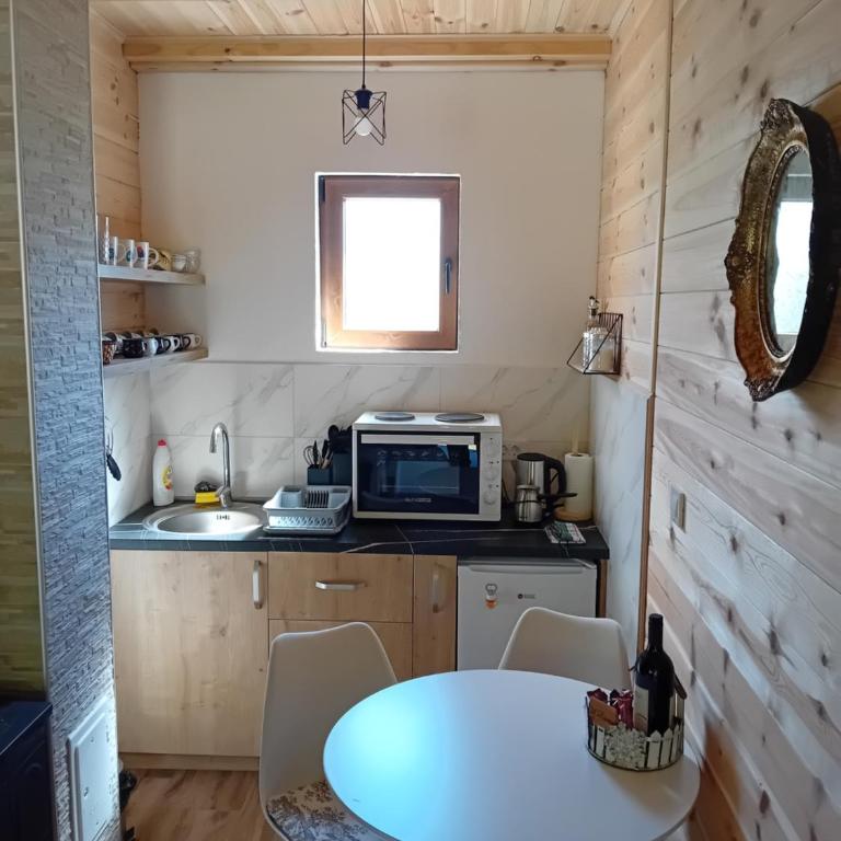 Miracle garden - Two-Bedroom House - 6