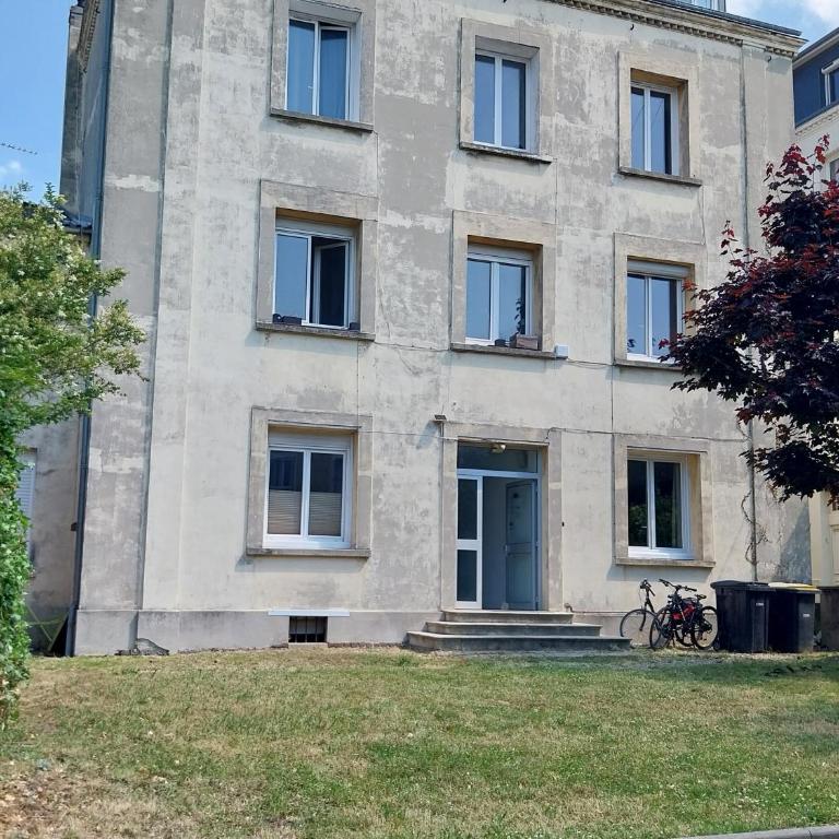 Le Nid Secret avec Parking privé gratuit à 5 min à pied de la plage - Appartement 1 Chambre - 25