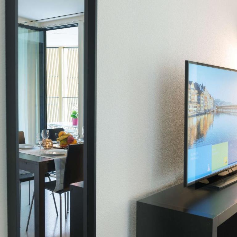 HITrental Allmend Comfort Apartments - Apartment H mit 1 Schlafzimmer und Balkon - 18