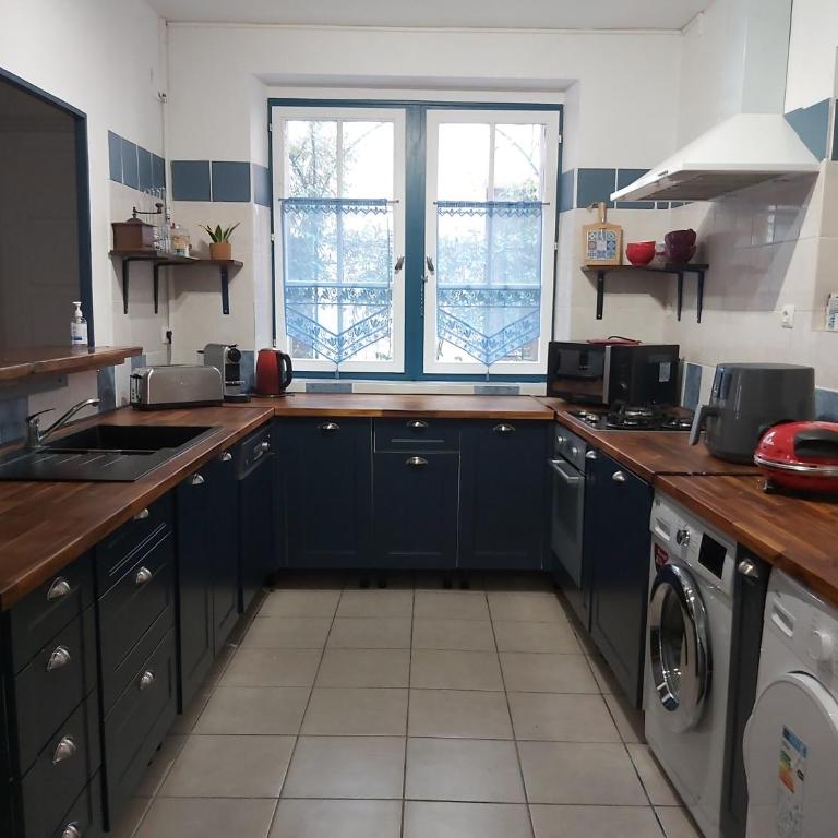 Gîte familial au cœur de Saint-Aignan séjour idéal 3 nuits à 5 min du Zoo de Beauval - Townhouse mit 3 Schlafzimmern - 12