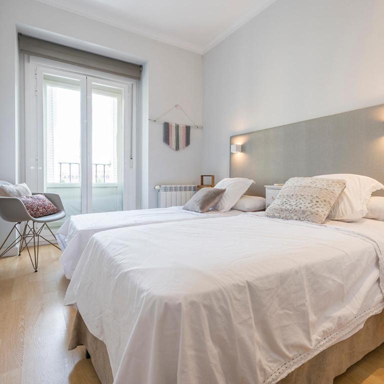Lujo y preciosas vistas en plena FUENCARRAL - Apartamento de 2 dormitorios - 36