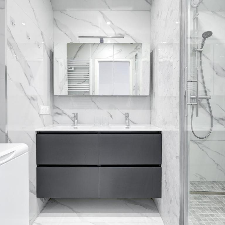 Suite au Cœur de Paris, Architecturale et Élégante - Appartement 3 Chambres - 9