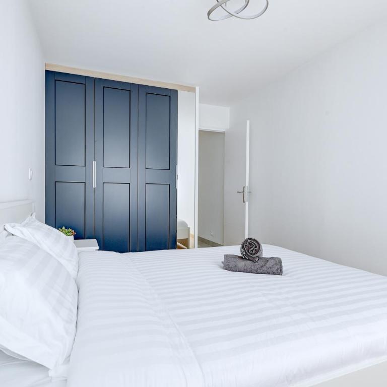 Suite au Cœur de Paris, Architecturale et Élégante - Appartement 3 Chambres - 17