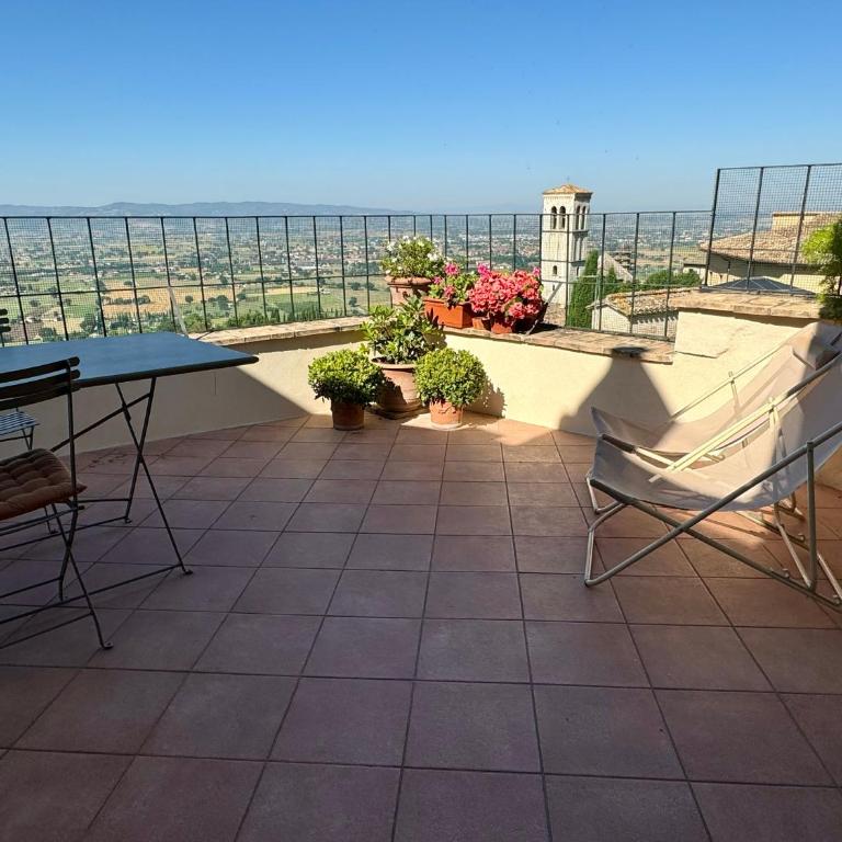 Appartamento Mazzini - Appartamento con 2 Camere da Letto, Balcone e Terrazza - 2