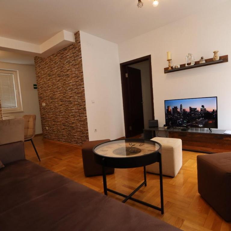 Lux Apartment Rose 2 60m2 - Two-Bedroom Apartment - 1