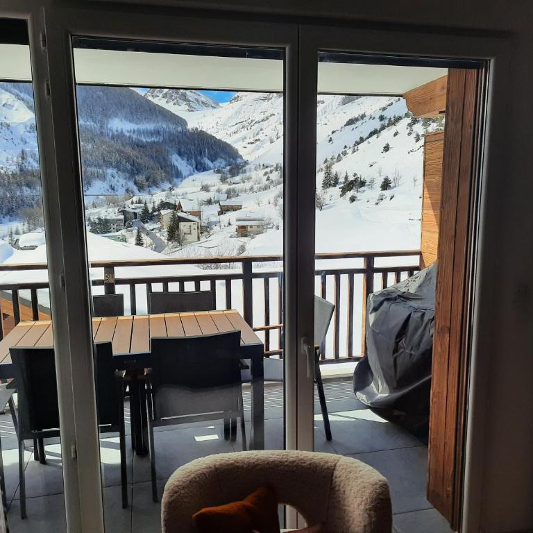 La détente, vues, espaces le tout dans une décoration superbe - Appartement 2 Chambres - 9