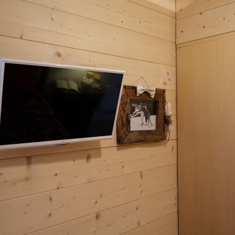 Residence Fontanazzo - Appartamento con 1 Camera da Letto, Balcone e Vista Montagna - 15