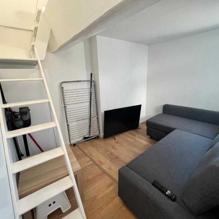 Studio mezzanine centre-ville #12 - Apartamento de 1 dormitorio - 13