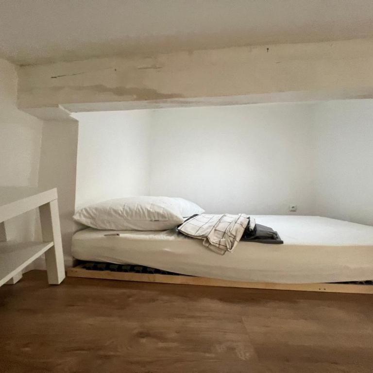 Studio mezzanine centre-ville #12 - Apartamento de 1 dormitorio - 5