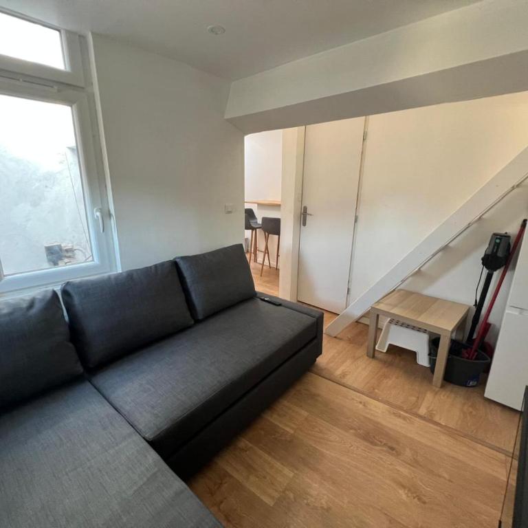 Studio mezzanine centre-ville #12 - Apartamento de 1 dormitorio - 2