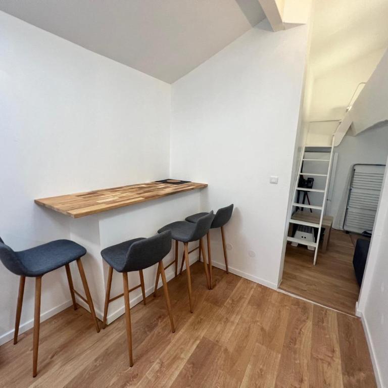 Studio mezzanine centre-ville #12 - Apartamento de 1 dormitorio - 11
