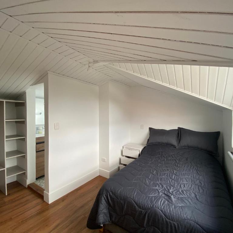 Alojamiento 1A Altillo - Single Room with Private Bathroom - 1