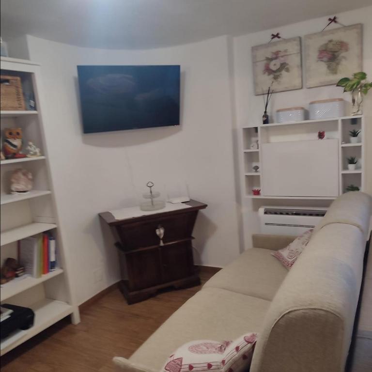 Donna Letizia - One-Bedroom Apartment - 2