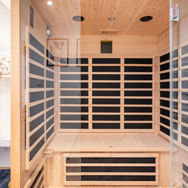Le Tolstoï & SPA - Two-Bedroom Apartment - 19