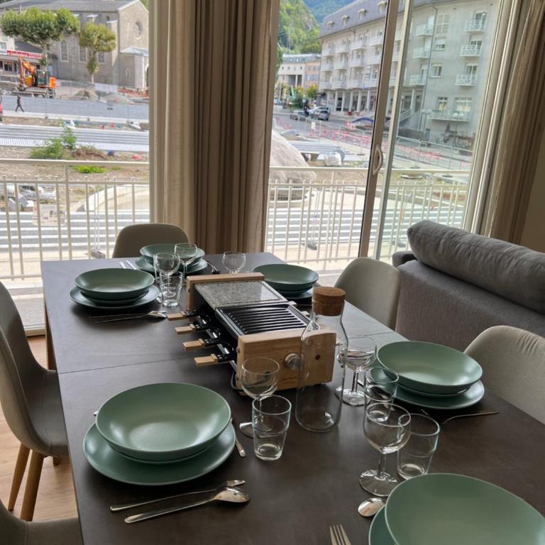 Les Balcons du Couloubret - Two-Bedroom Deluxe Apartment with Balcony - 23