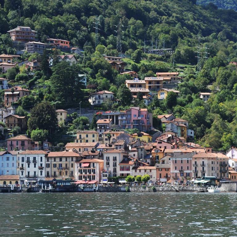 Argegno Fronte Lago - Appartamento Deluxe - 28