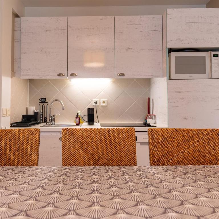 Appt 2 pièces cabine 6 pers avec piscine tennis parking gratuit 217 - Appartement - 11