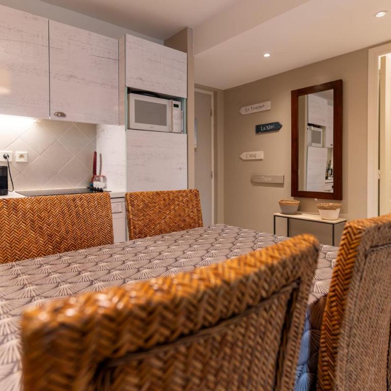 Appt 2 pièces cabine 6 pers avec piscine tennis parking gratuit 217 - Appartement - 12