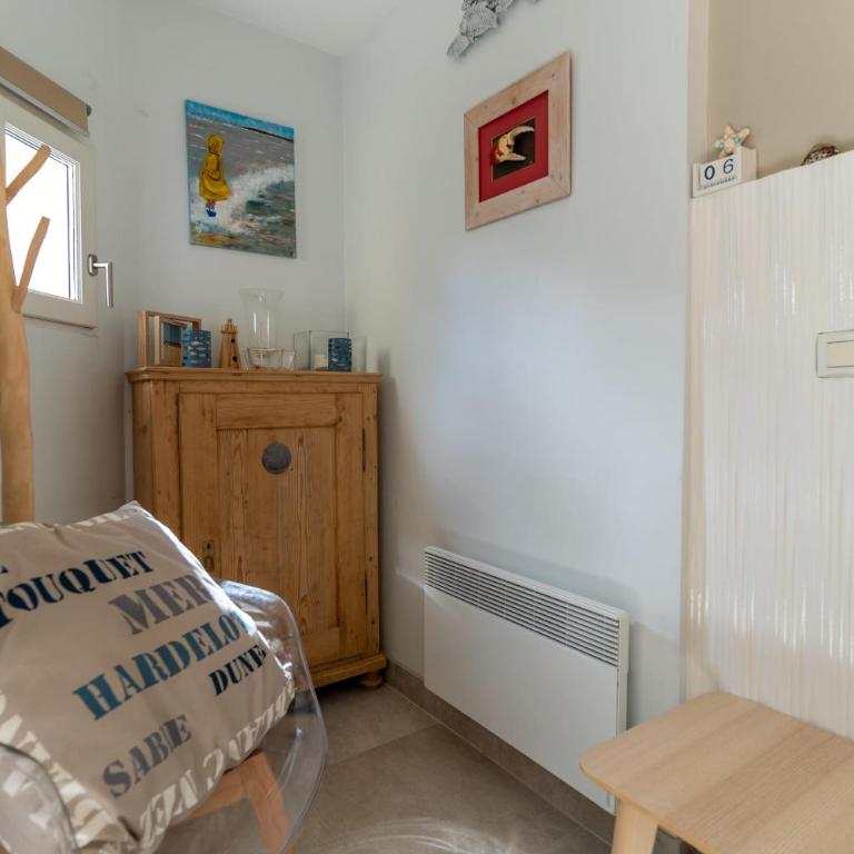 Appartement pour 4 pers avec piscine tennis et parking gratuit 56 - Appartement - 8