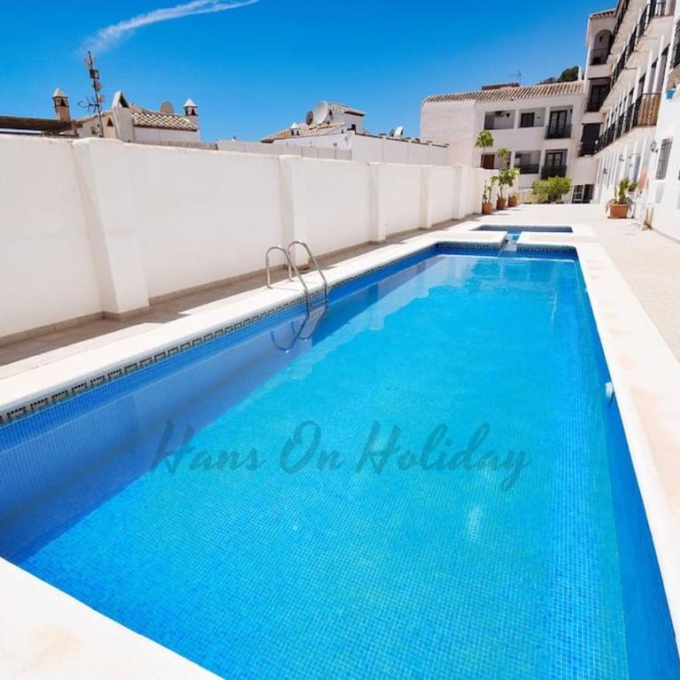 Penthouse 5 Arcos, Frigiliana, 2 bedroom, Pool, Large roof Terrace, BBQ and Amazing views HansOnHoliday Rentals - Apartamento de 2 dormitorios - 30