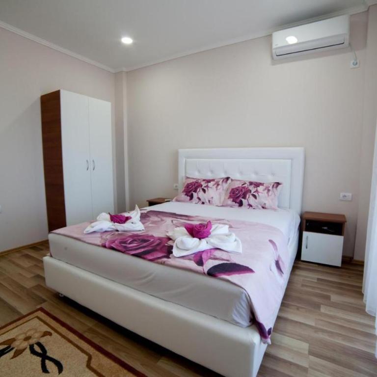 L&I Villa - Deluks Dvokrevetna soba sa Bračnim Krevetom, Balkonom i Pogledom na More - 5