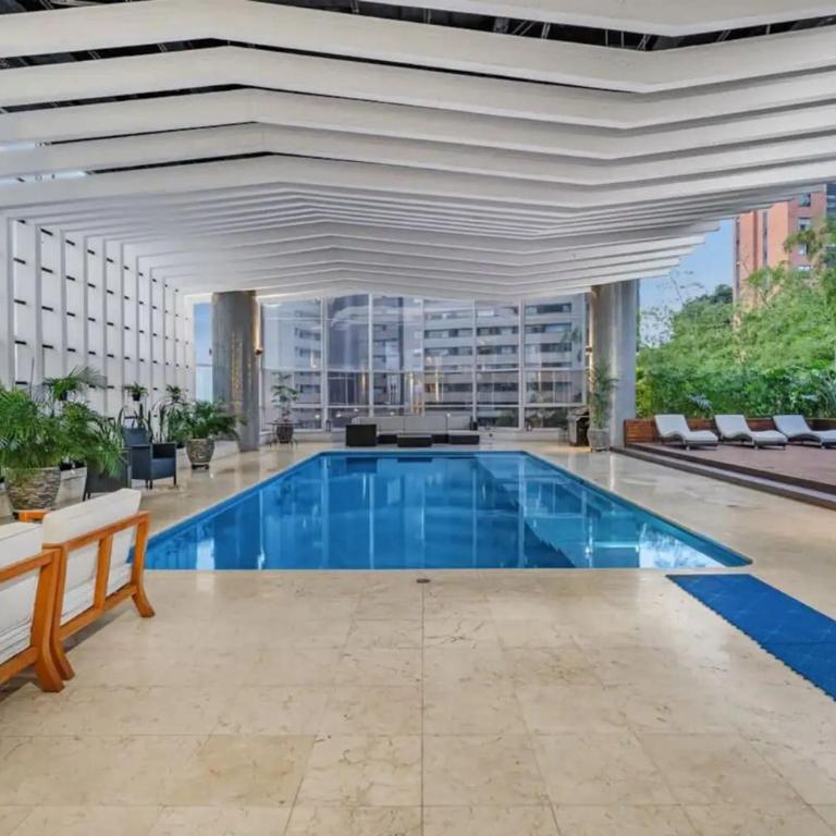 Stunning Luxury Penthouse with SPA and Concierge - Apartamento - 92