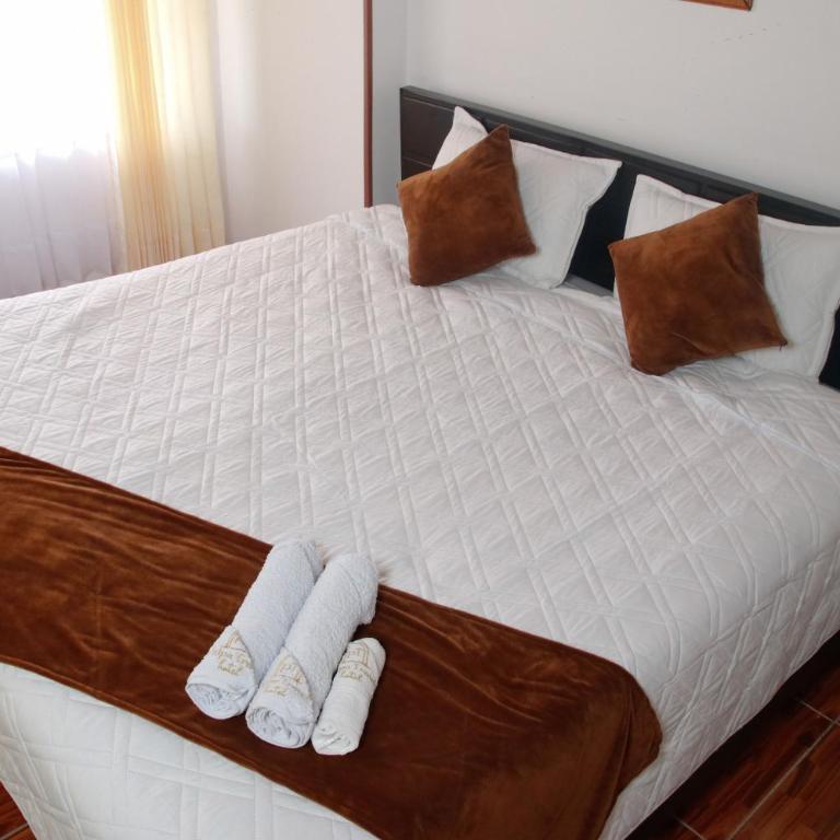 Hotel paipa travel - Habitación con cama extragrande. - 1