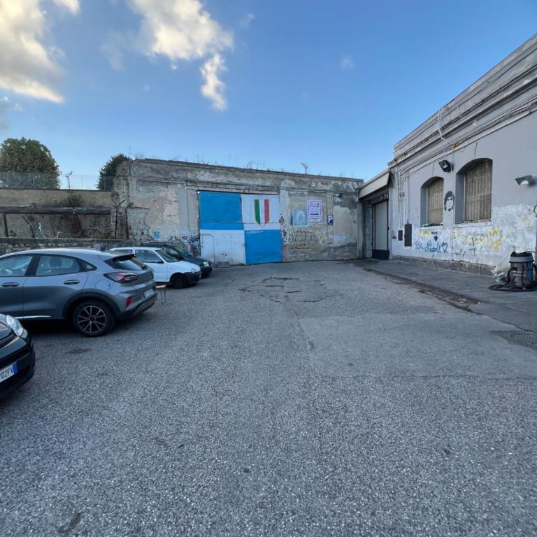 B&B Small Luxury Napoli Centrale - Camera Deluxe (2 Adulti + 1 Bambino) - 3