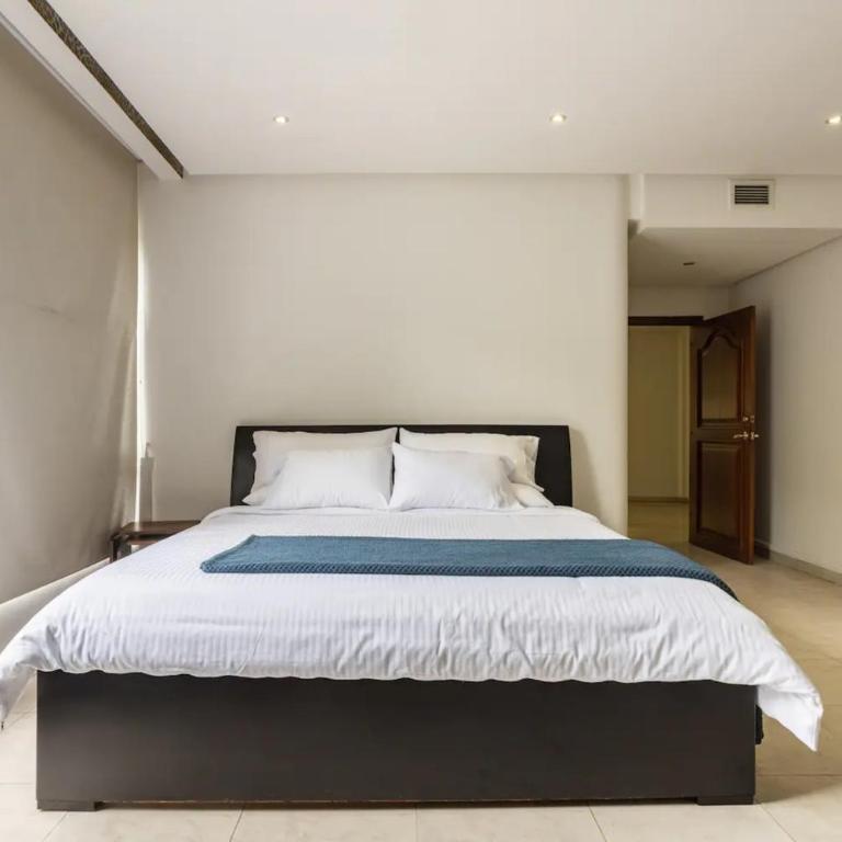 Stunning Luxury Penthouse with SPA and Concierge - Apartamento - 85