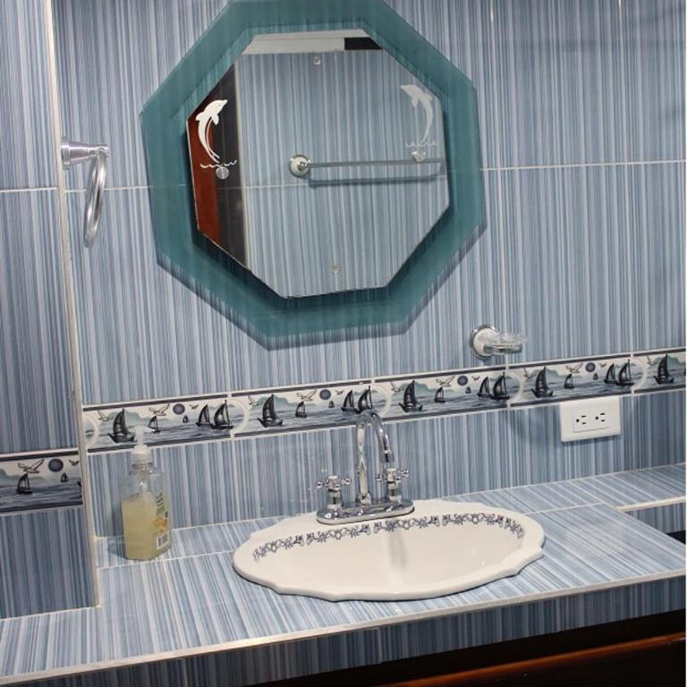 Donde María Yarce Casa Turística - Habitación Doble con baño privado - 2 camas - 8