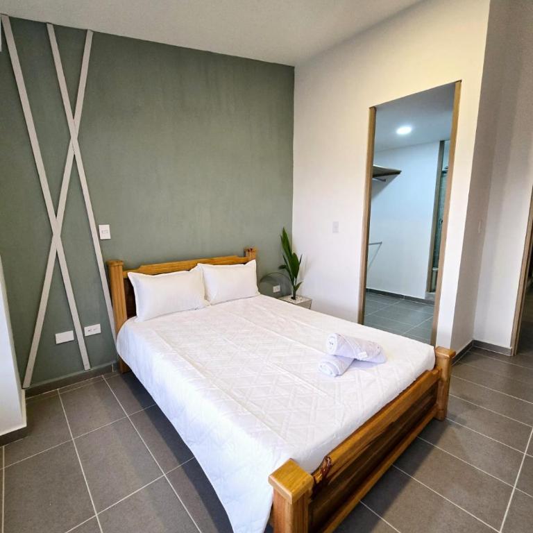 Casa Privada Vacacional a 2m del Aeropuerto Eden, 20m del Parque Del Cafe y Armenia tiene Piscina, Jacuzzi, Sauna By Molca Xperiences - Casa de 3 dormitorios - 59