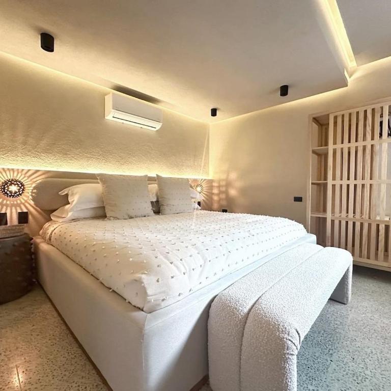 Casa Escorpión Oaxaca · · Handmade in Oaxaca · A/C · Patio · Rooftop · - Villa Deluxe - 13
