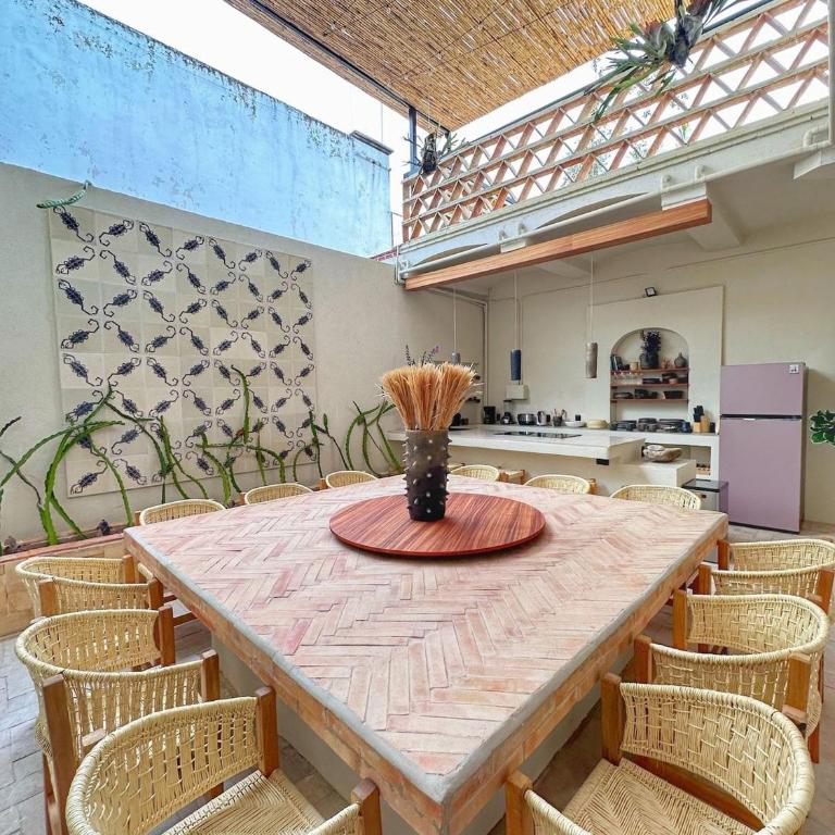 Casa Escorpión Oaxaca · · Handmade in Oaxaca · A/C · Patio · Rooftop · - Villa Deluxe - 27