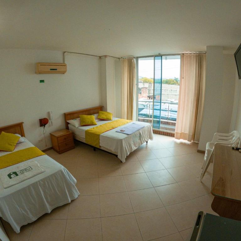 Hotel los leones Melgar - Habitación Triple - 3