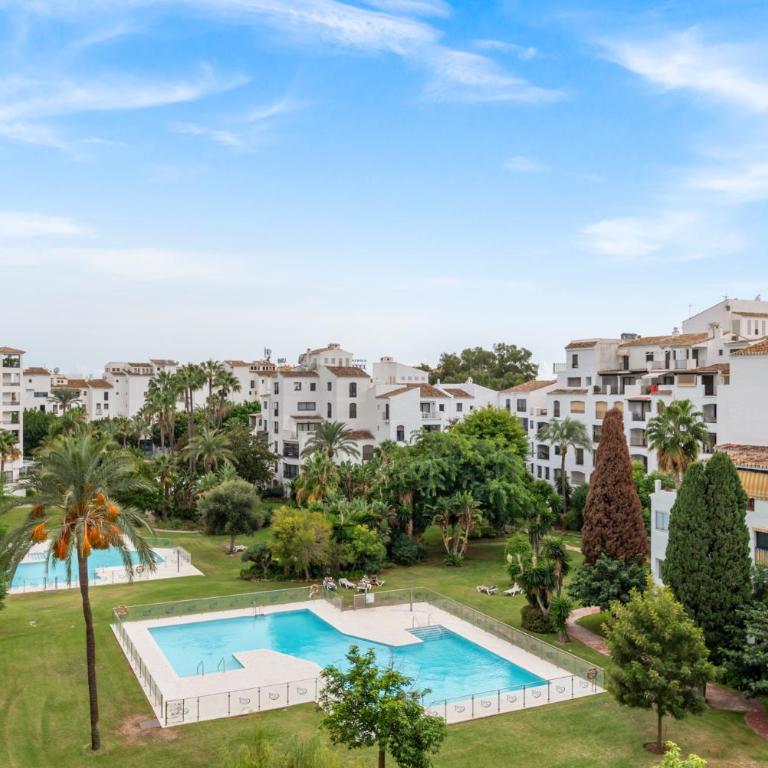 Cozy beach apartment at best location - Two-Bedroom Apartment - 26