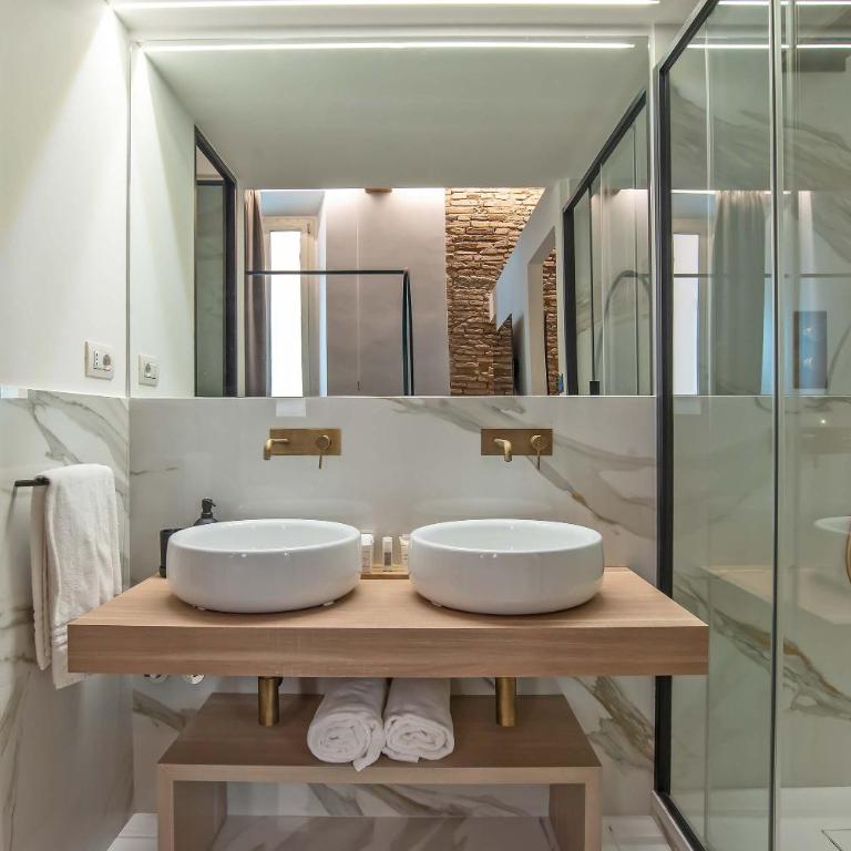 Ora Acanfora Suites - Camera Deluxe - 1