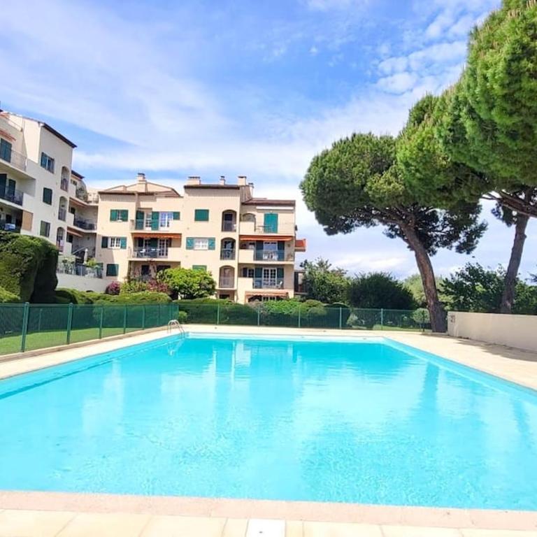 Appartement spacieux ,4 pers,Piscine & Vue mer - Appartamento con 2 Camere da Letto, Terrazza e Vista Mare - 1