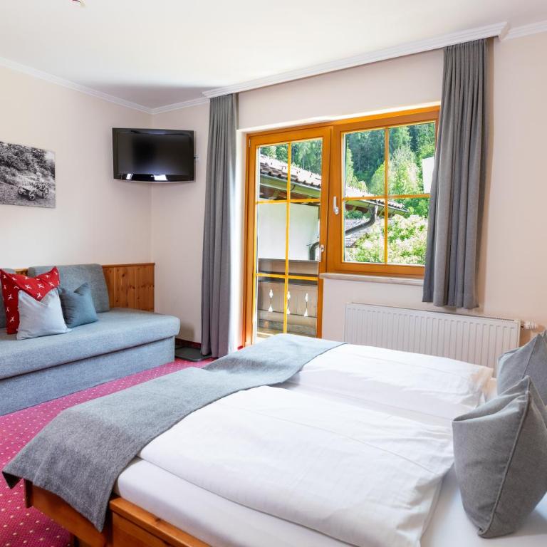 Gästehaus Pilz Schladming - Doppelzimmer mit Balkon - 1