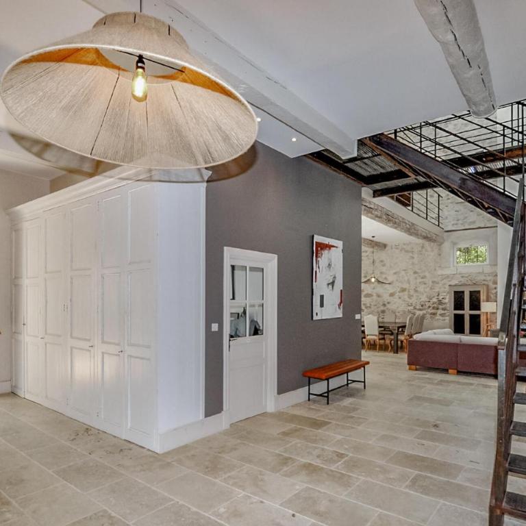 Awesome Home In Narbonne With Private Swimming Pool, Can Be Inside Or Outside - Maison de Vacances Six Chambres - 10