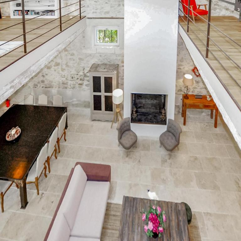 Awesome Home In Narbonne With Private Swimming Pool, Can Be Inside Or Outside - Maison de Vacances Six Chambres - 11