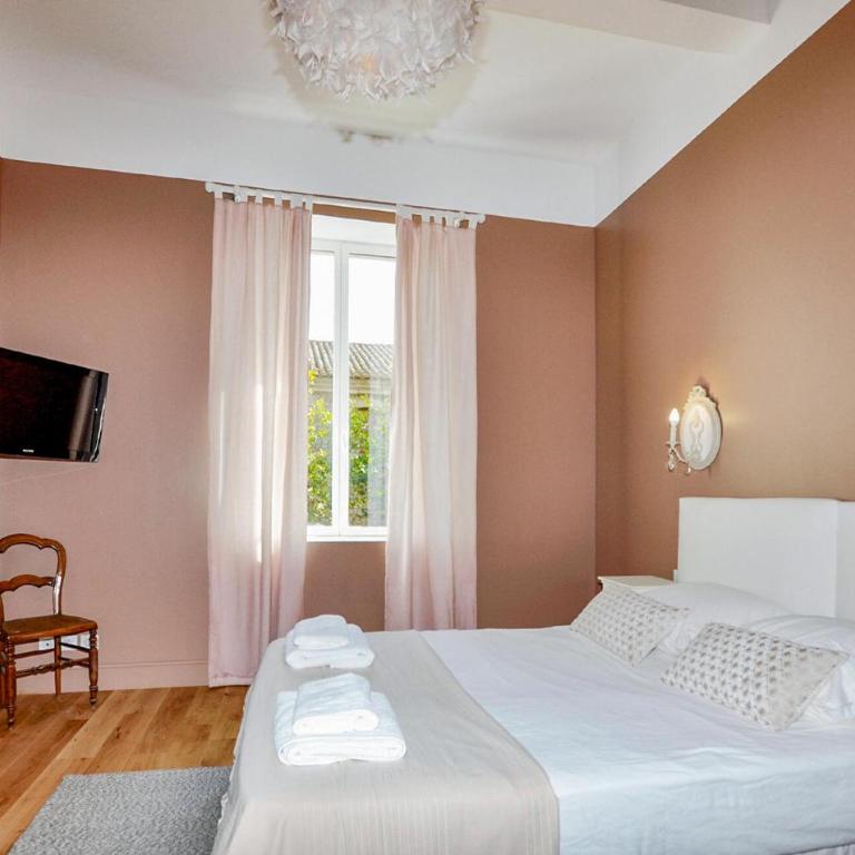 Awesome Home In Narbonne With Private Swimming Pool, Can Be Inside Or Outside - Maison de Vacances Six Chambres - 21