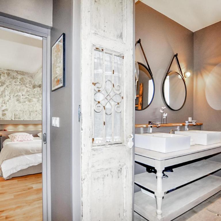 Awesome Home In Narbonne With Private Swimming Pool, Can Be Inside Or Outside - Maison de Vacances Six Chambres - 24