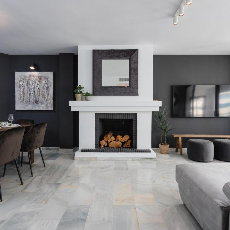 Modern Luxury 2B Apt in Puerto Banus - Two-Bedroom Apartment - 12