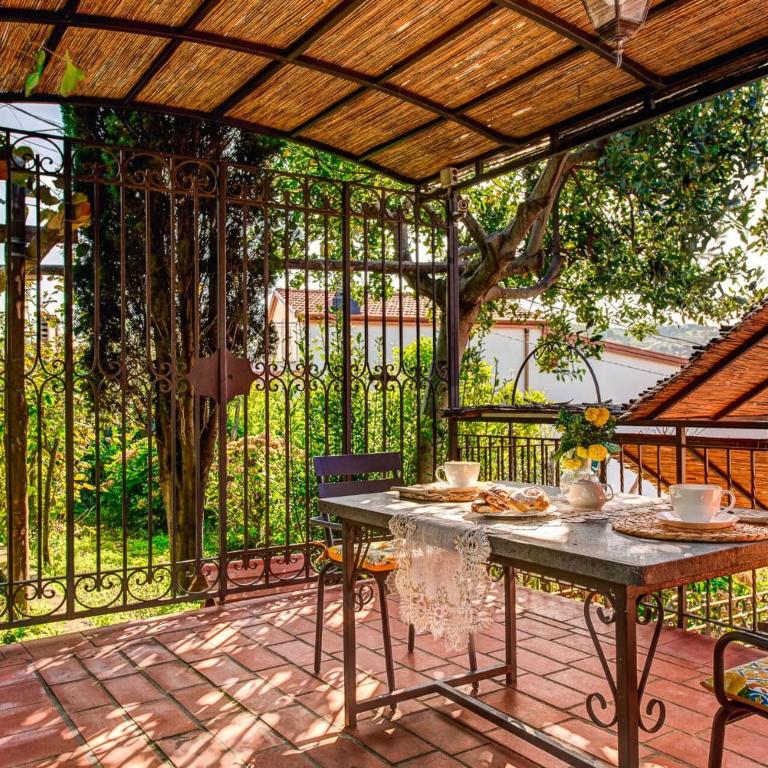 Villa Sorrentina With Panoramic Terrace - Villa con Piscina Privata - 28