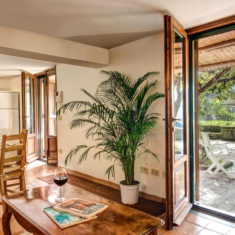 Villa Sorrentina With Panoramic Terrace - Villa con Piscina Privata - 12