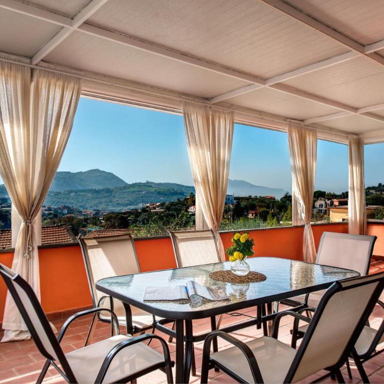 Villa Sorrentina With Panoramic Terrace - Villa con Piscina Privata - 2
