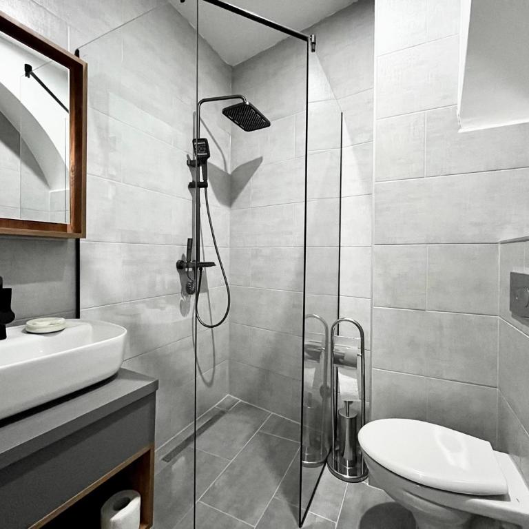 Residence Inn Orijent - Deluks Trokrevetna Soba - 7