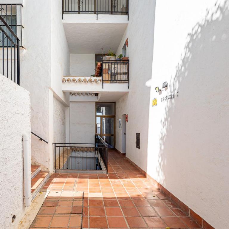 Calahonda 2 bed with Indoor Swimming Pool - Apartamento con balcón - 27