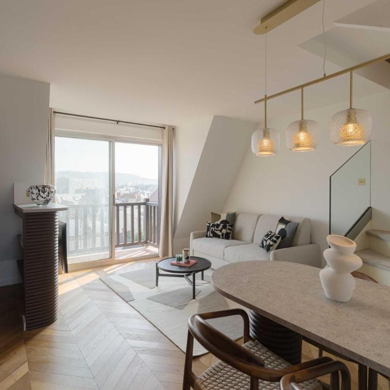 High-end 2 bedroom duplex with parking Place Morny - Appartement 1 Chambre - 1