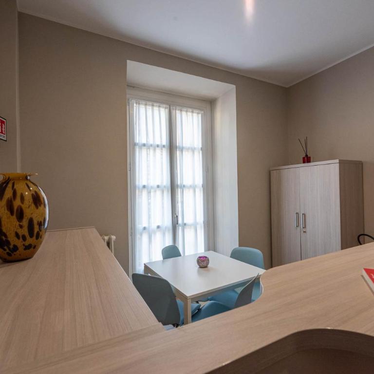 Apartments Torino Porta Susa PLUS - Casa con 2 Camere da Letto - 10